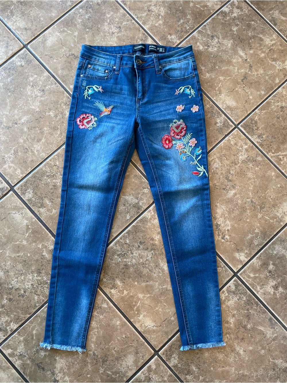 Ranbeeri Embroidered Blue Women’s Skinny Jeans size 3